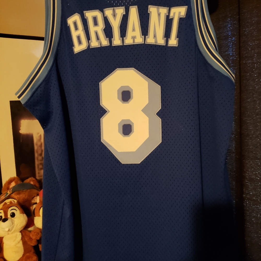 Kobe Bryant Lakers Jersey